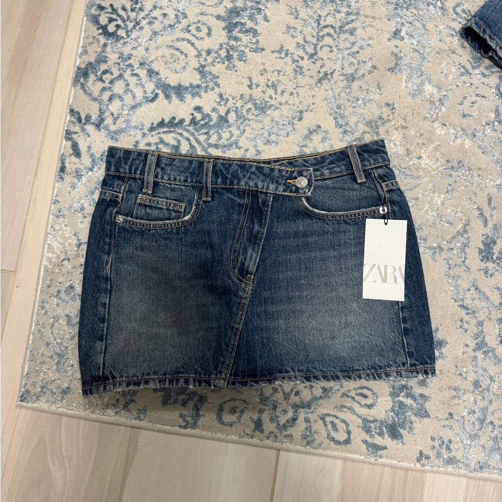 Zara Women's Dark Denim Mini Skirt